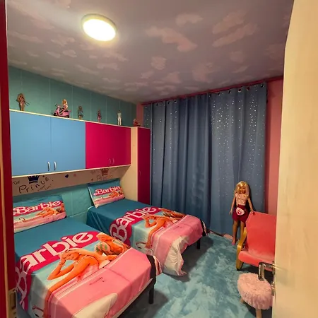 Princess&prince With Swimming Pool And Garden 아파트 리예카