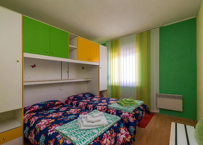 Princess&prince With Swimming Pool And Garden Apartmán *